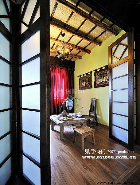这2块装饰布是紫鹿去泰国旅游时千里迢迢带回来的 折
