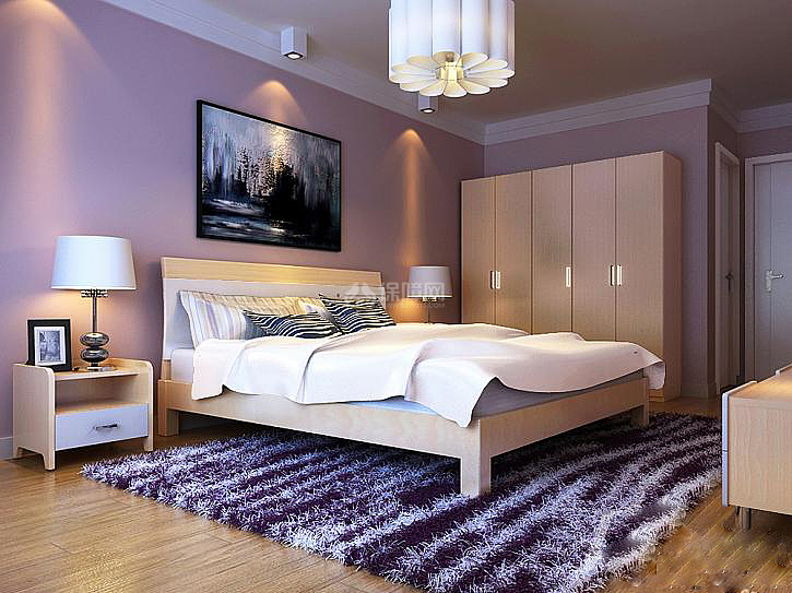 卧室的墙壁依旧是淡紫色，卧室家居都是实木打造，很清