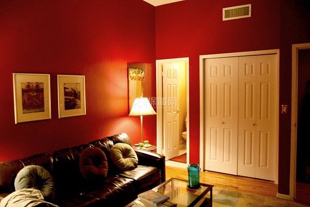 空间利用巧 情侣一居室变成宝 小户型装修,60平米