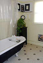 90平米美式简约风格四居室卫生间浴缸效果图