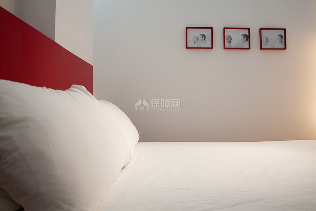 簡(jiǎn)約風(fēng)格公寓式住宅臥室照片墻效果圖