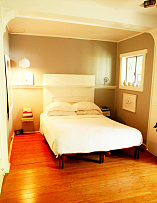 74平米简约风格两居室卧室背景墙装修设计