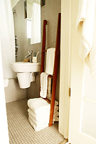74平米简约风格两居室卫生间面盆设计