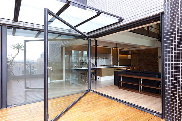 台湾温馨三口之家 超现代LOFT loft风格,跃