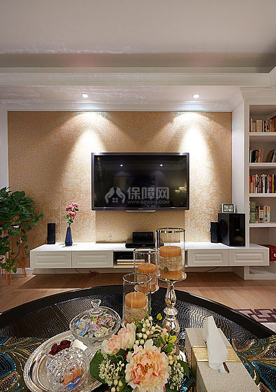 沙发望电视背景，此背景壁纸左边看和右边看是不同效果
