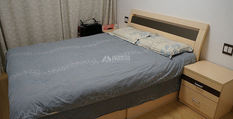 次卧目前主要供父母来居住，有了专属的房间，可以让他