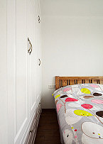 现代风格卧室整体衣柜图片