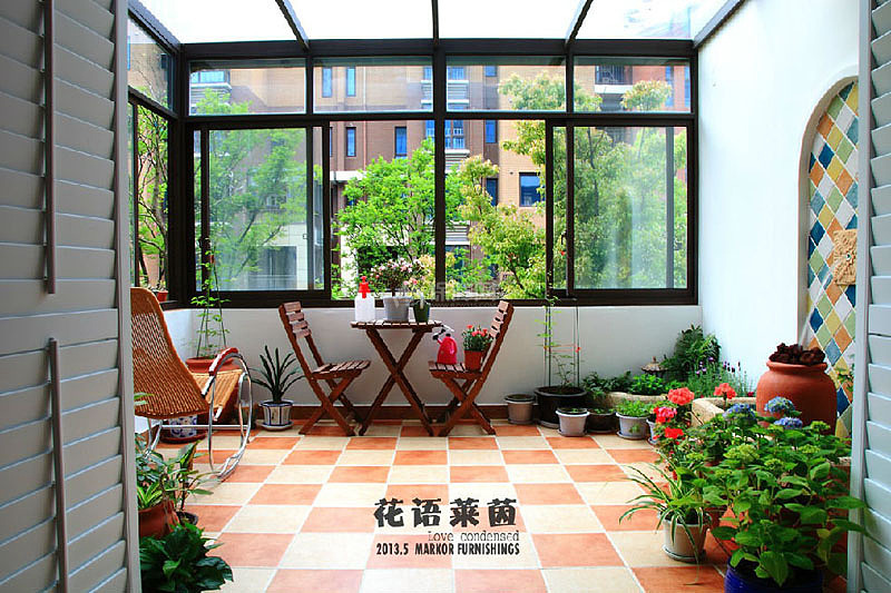以后的日子，我要學(xué)會種花，養(yǎng)魚，我要躺在陽光下小憩