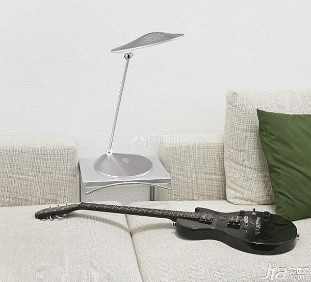 灯具产品：欧普照明-亮睛-LED台灯