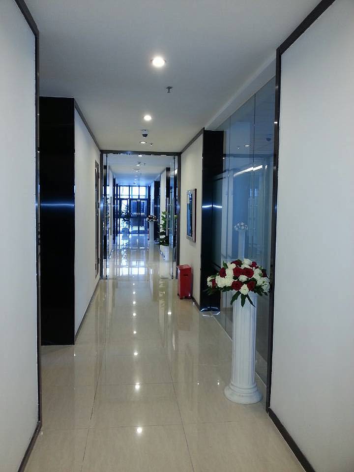 一起游戏，年轻活力有朝气。