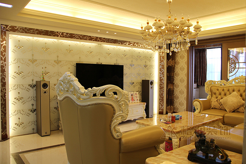 龙湖春森彼岸 120平方 欧式风格 基装造价：5.