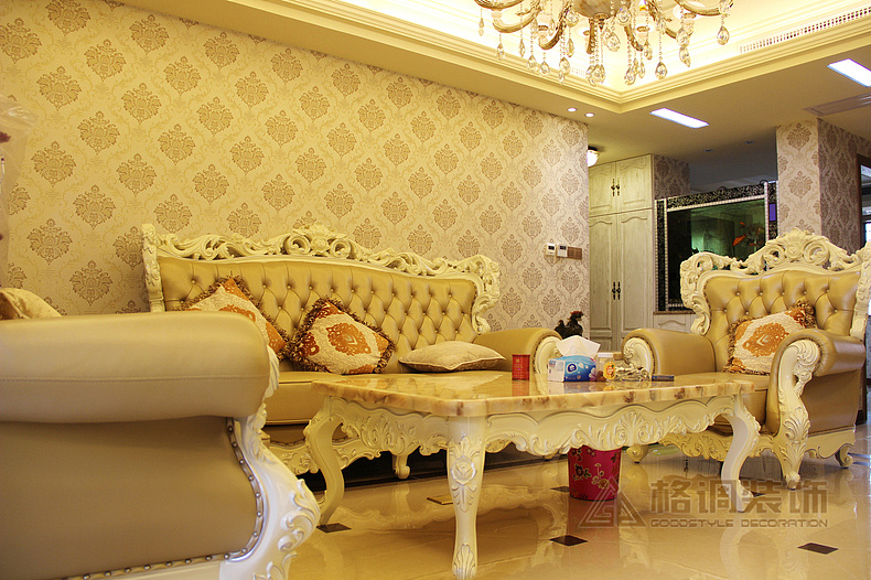 龙湖春森彼岸 120平方 欧式风格 基装造价：5.