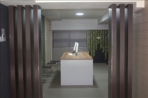 南京拓峰装饰工程有限公司，一家以“正派经营”为核心