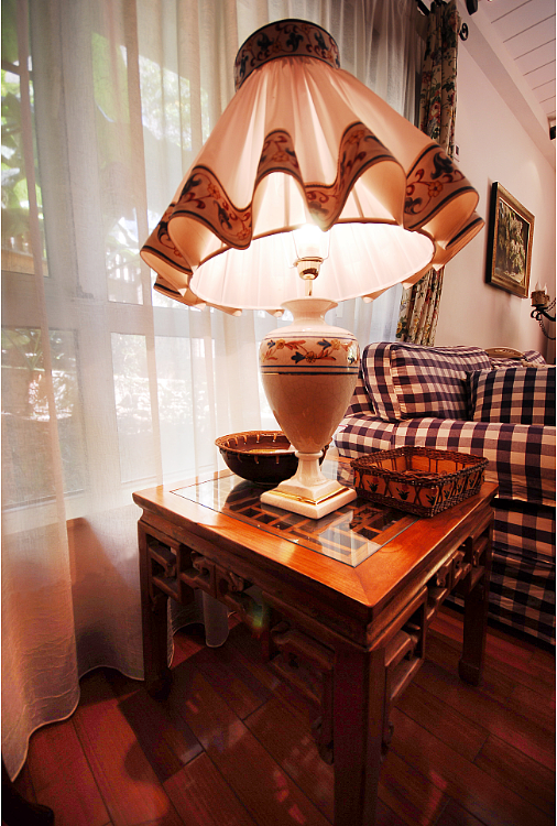 田园式的诗意栖居并不意味着回到原始，设计师将现代元