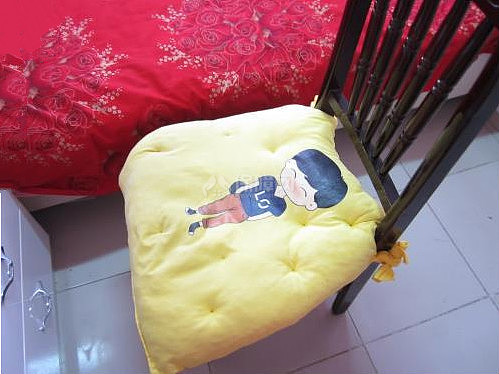家居DIY：旧衣服别丢!旧衣服变坐垫抱枕萌萌哒!