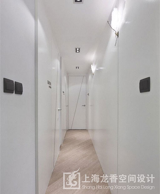 简约白色空间