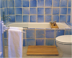 日式风格浴室效果图
