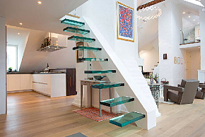 loft风格复式公寓楼梯图片