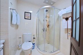 简约现代两居室卫生间图片