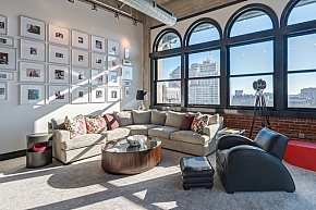 美国复式都会风格loft设计客厅背景墙图片