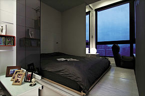 70平米现代风格两居室卧室背景墙效果图