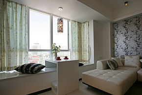 118平米现代时尚风格客厅飘窗设计