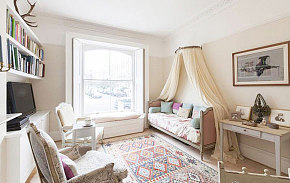 清新欧式风格客厅地毯装饰设计
