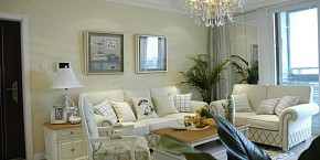 120平米温馨欧式风格客厅沙发照片墙设计