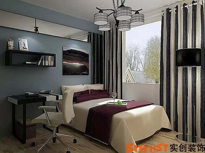 因空间比较小所以采用了镜子材质做 装饰。是那种艺术