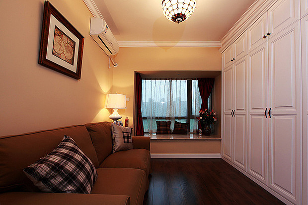 美式的沉稳加上线条的修饰，简称完美，很多业主朋友认