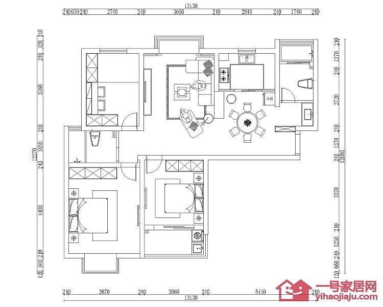 本案为一套三室两厅的住宅。由于业主偏爱中式，因此与