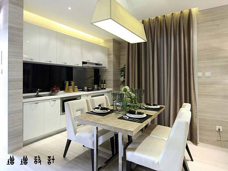 业主为一家三口。设计需求：厨房改为开放式，客餐厅及