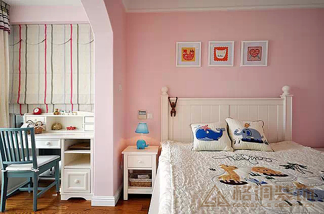 约克郡建筑面积：120平米户 型：三室两厅装修风格