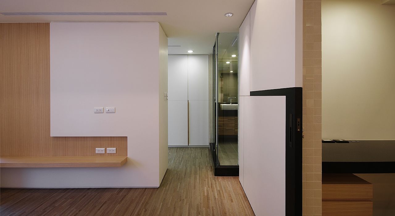 在装修和陈设中用减法，可以给我们居住的空间留白。我