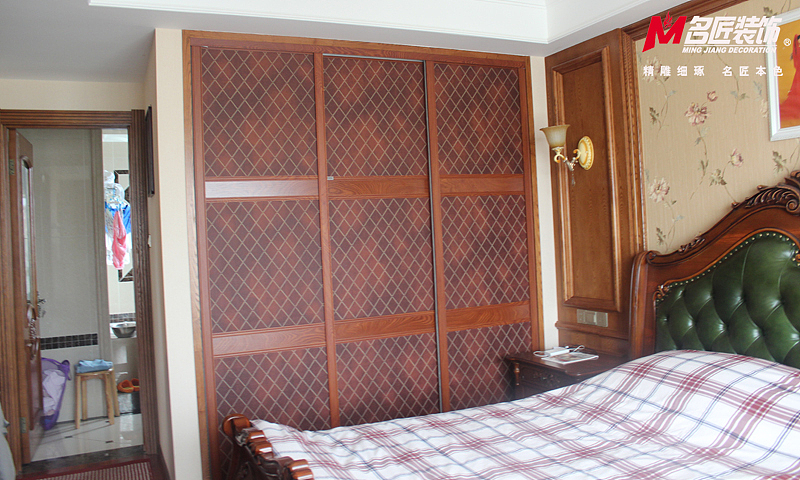 小区：望湖城日桂苑户型：两室两厅面积：140风格：