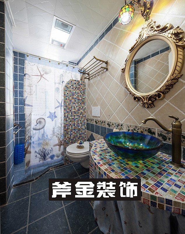 案以地中海风格定位整个空间，色彩丰富、简单、民族性