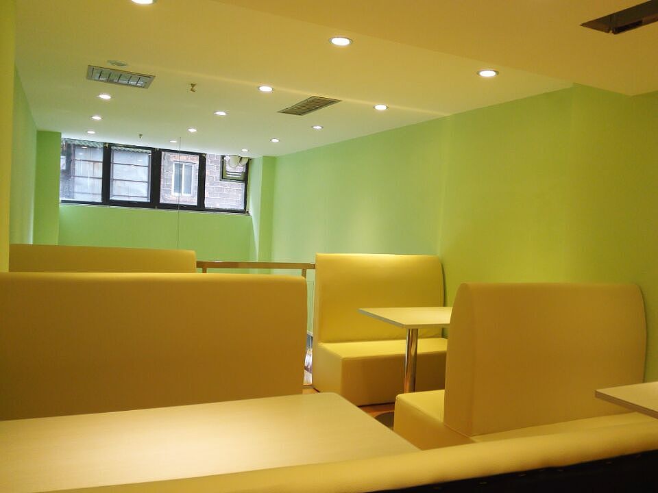 店的设计跟绿色产品相结合