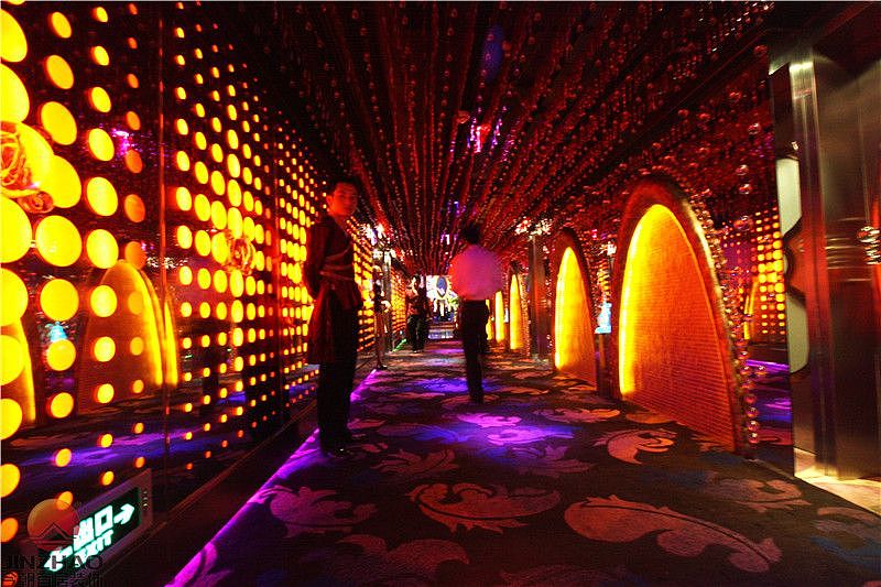 项目名称：武汉阿波罗夜总会工程面积：1000平方在