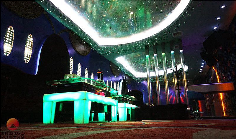 项目名称：武汉阿波罗夜总会工程面积：1000平方在