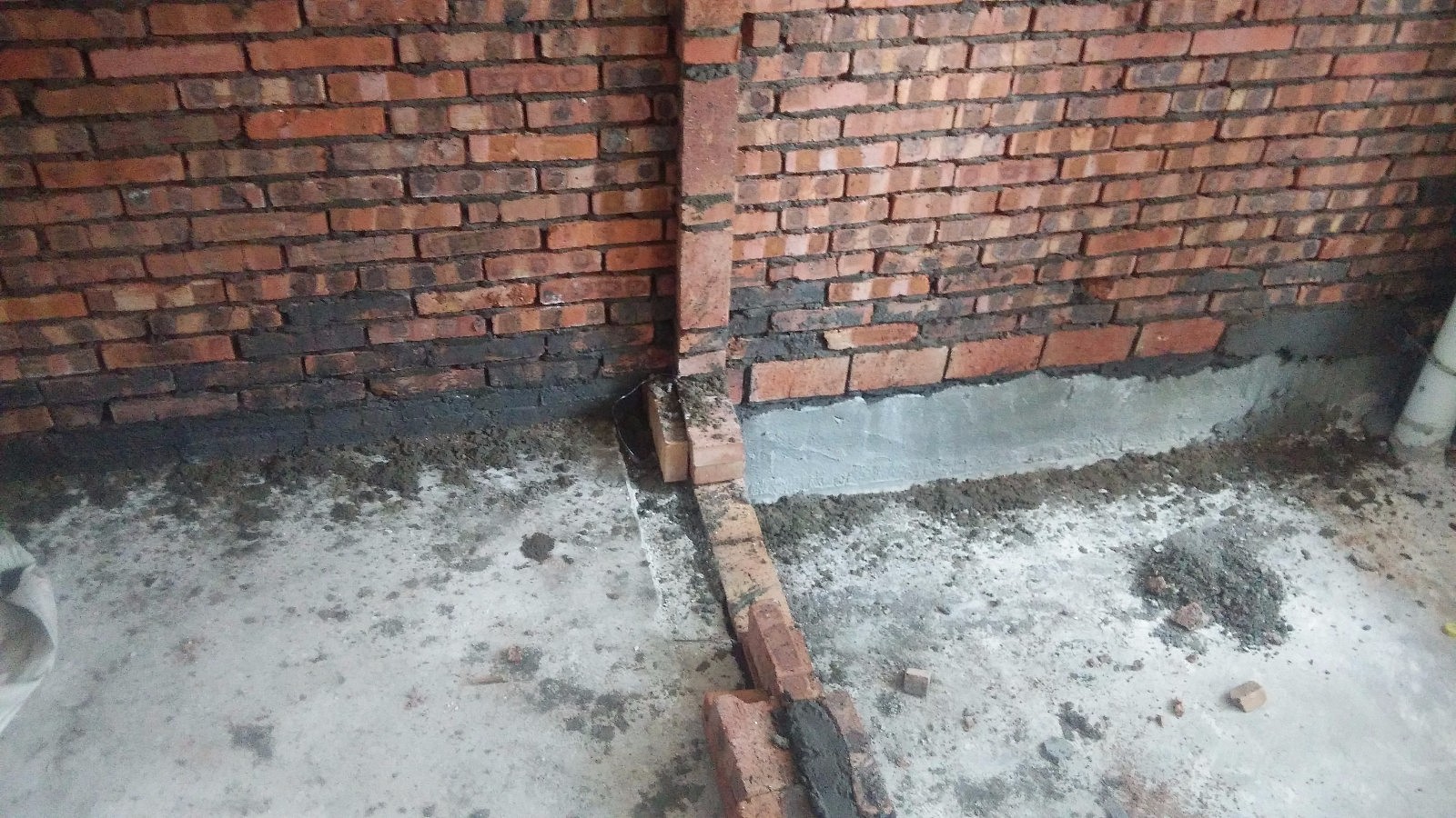 世欧王庄墙体保护与砌墙图