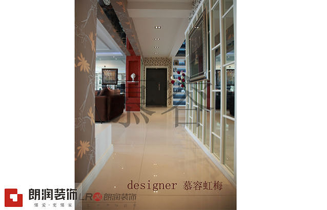 本案业主经常在外出差，对各国各地的文化风俗都很喜欢