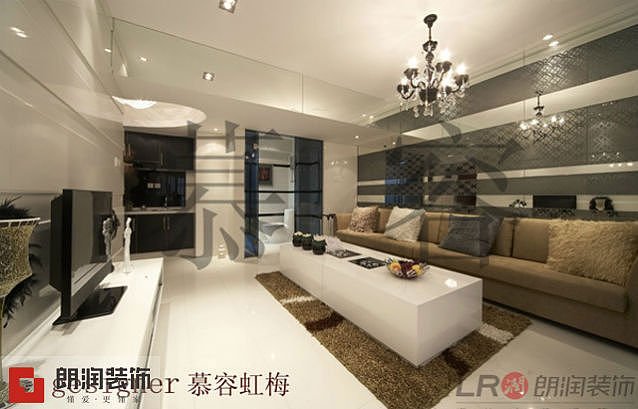 本案是一个套一的小户型，业主是一对刚结婚的年轻人，