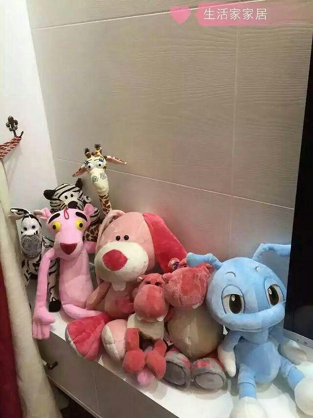 业主为职业女性，要求设计师的设计要别具一格，设计师