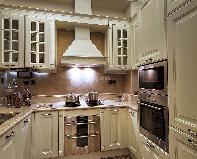 134平豪华欧式风格厨房装饰设计