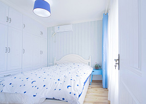 彩色地中海风格卧室装修设计