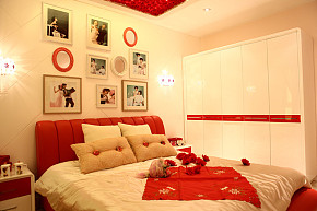 清新浪漫婚房照片墙效果图