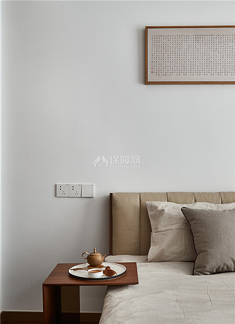 煙灰色新中式臥室擺茶桌圖片欣賞