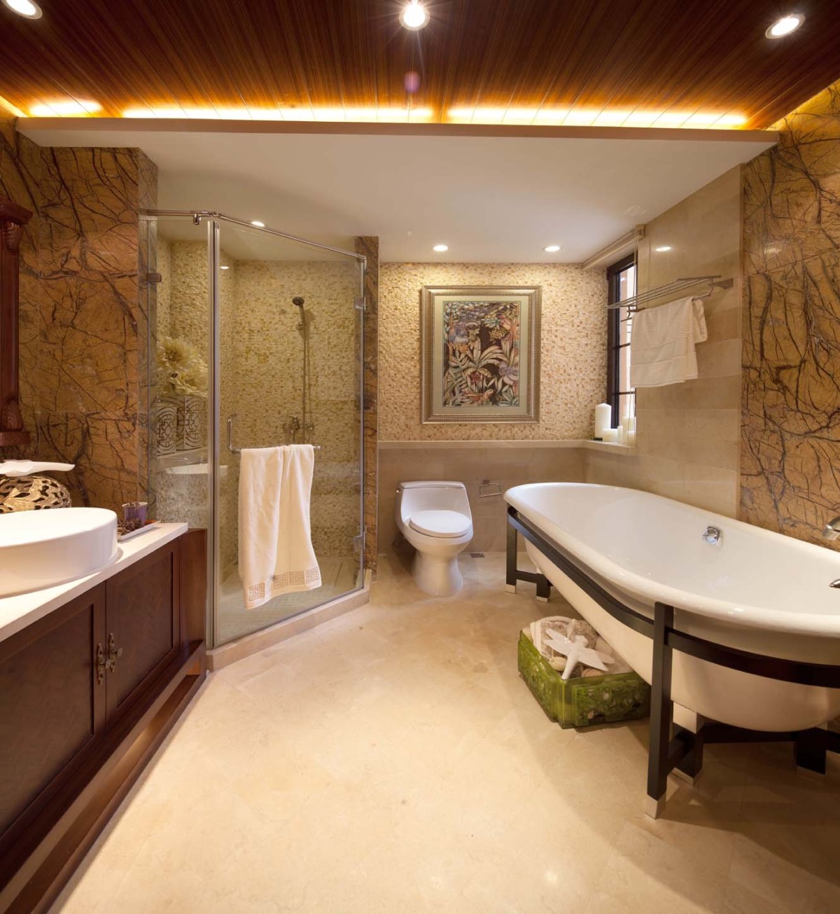 美式混搭风格四居室卫生间淋浴房浴缸布置图