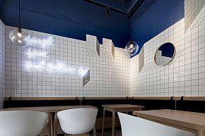 Paras Cafe咖啡厅桌椅布置效果图