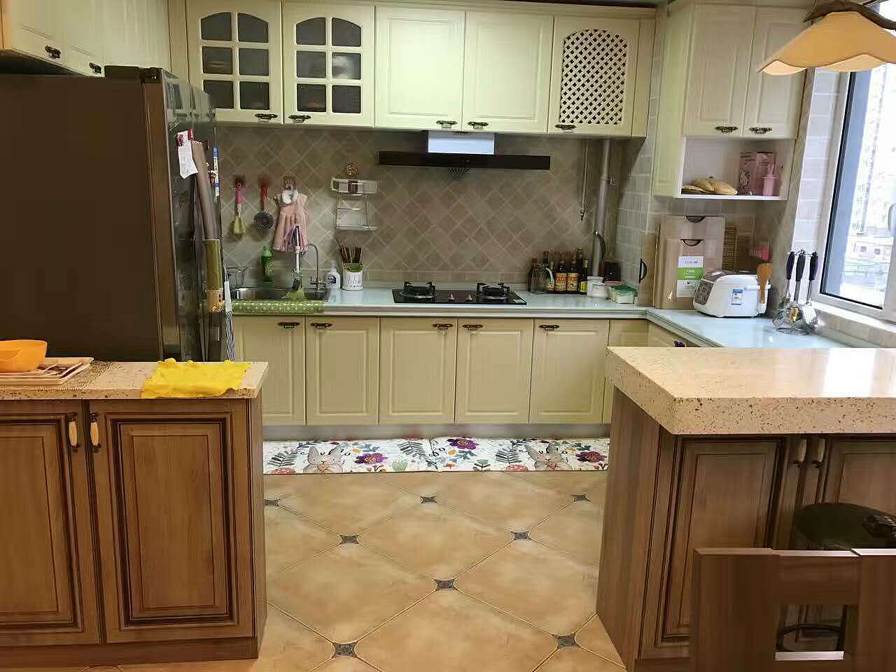 厨房